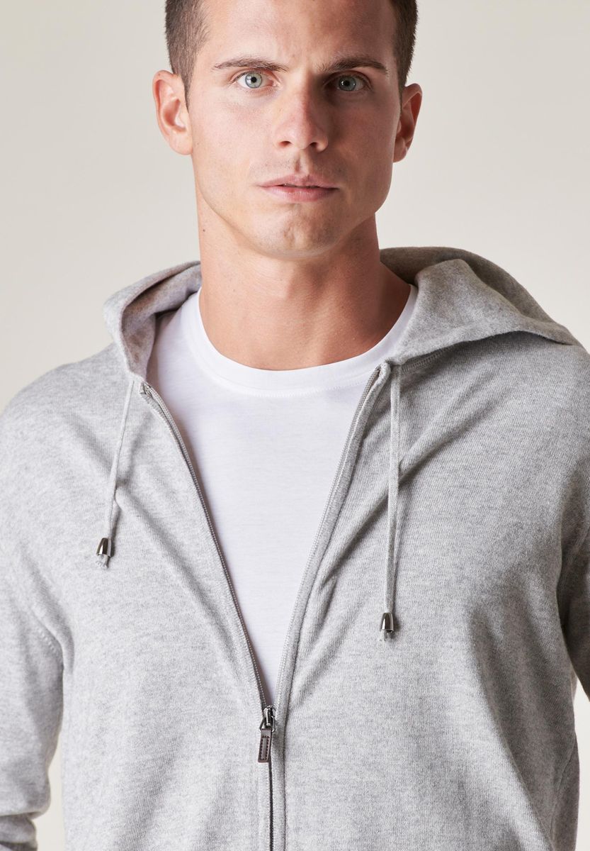 Maglia grigio chiaro cappuccio full zip