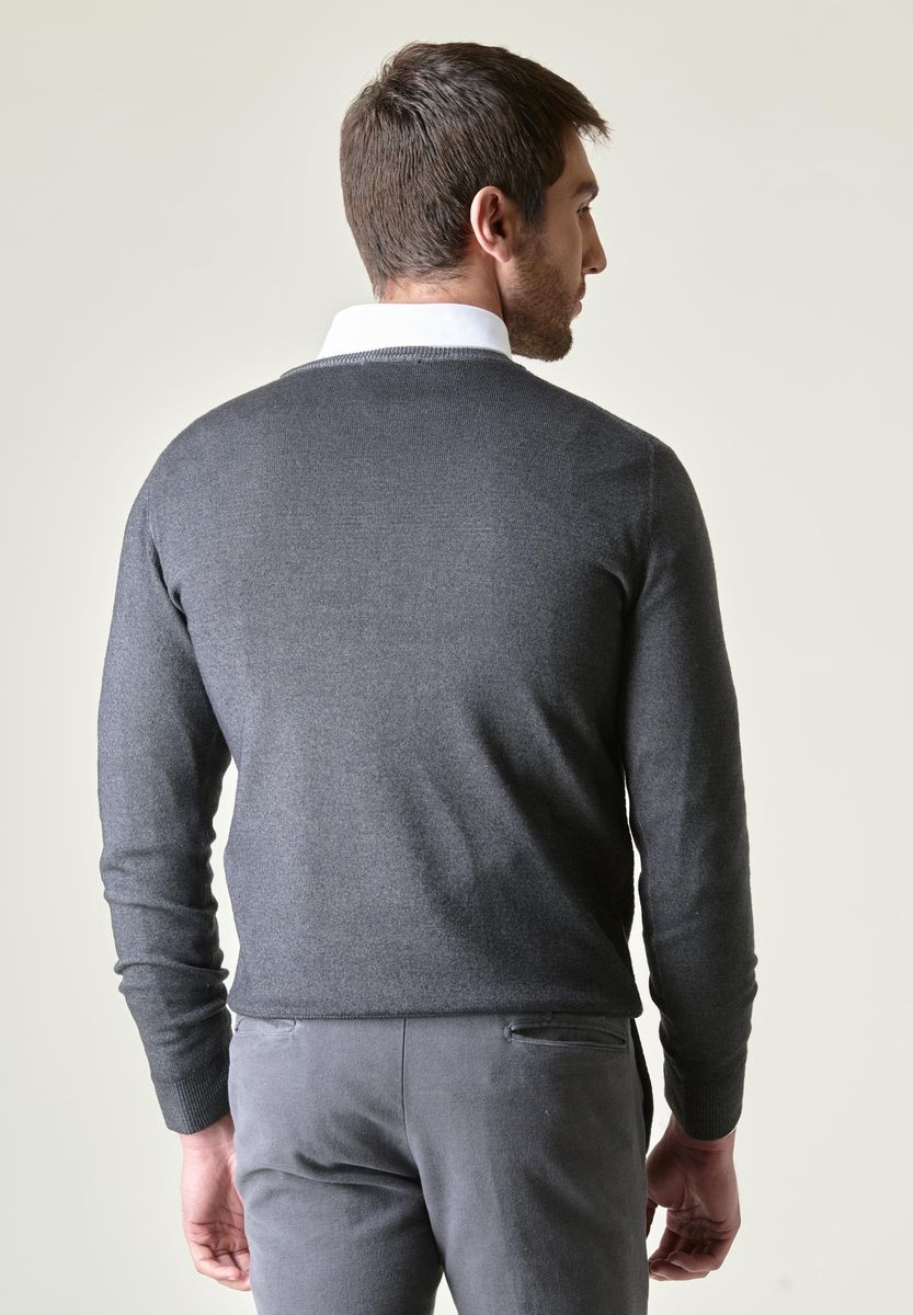 Maglia antracite merino fast dyed davantino operato