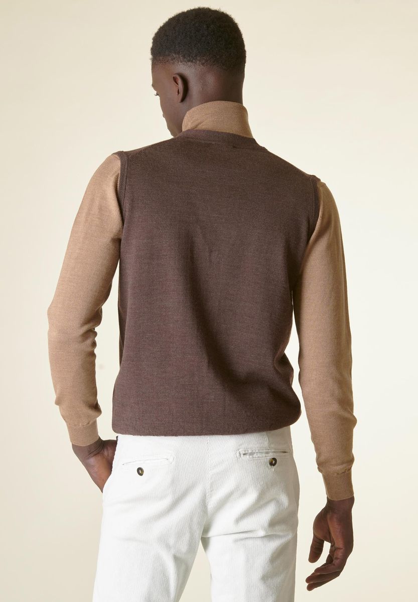 Gilet marrone bottoni merino Lana Gatto Angelico 3