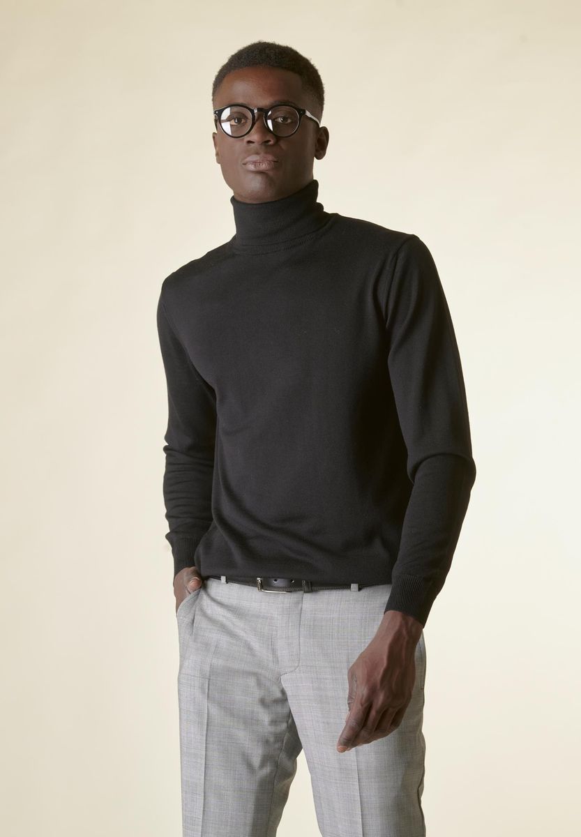 Schwarzer Rollkragenpullover aus Merinowolle von Gatto Angelico 1