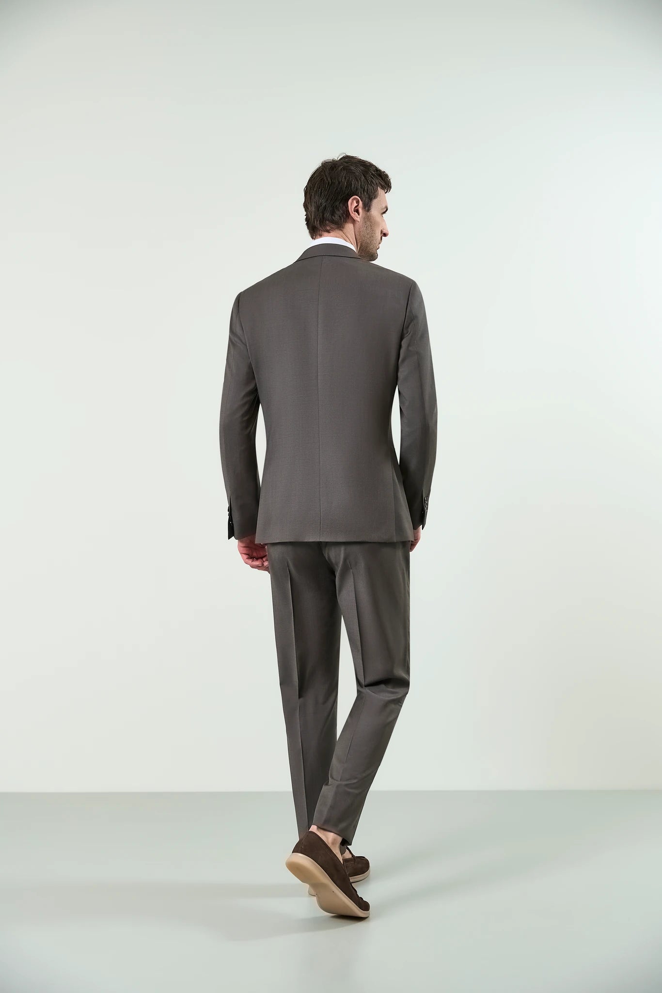 Brauner Sallia-Wollanzug, Größe 110, maßgeschneidert Angelico 8