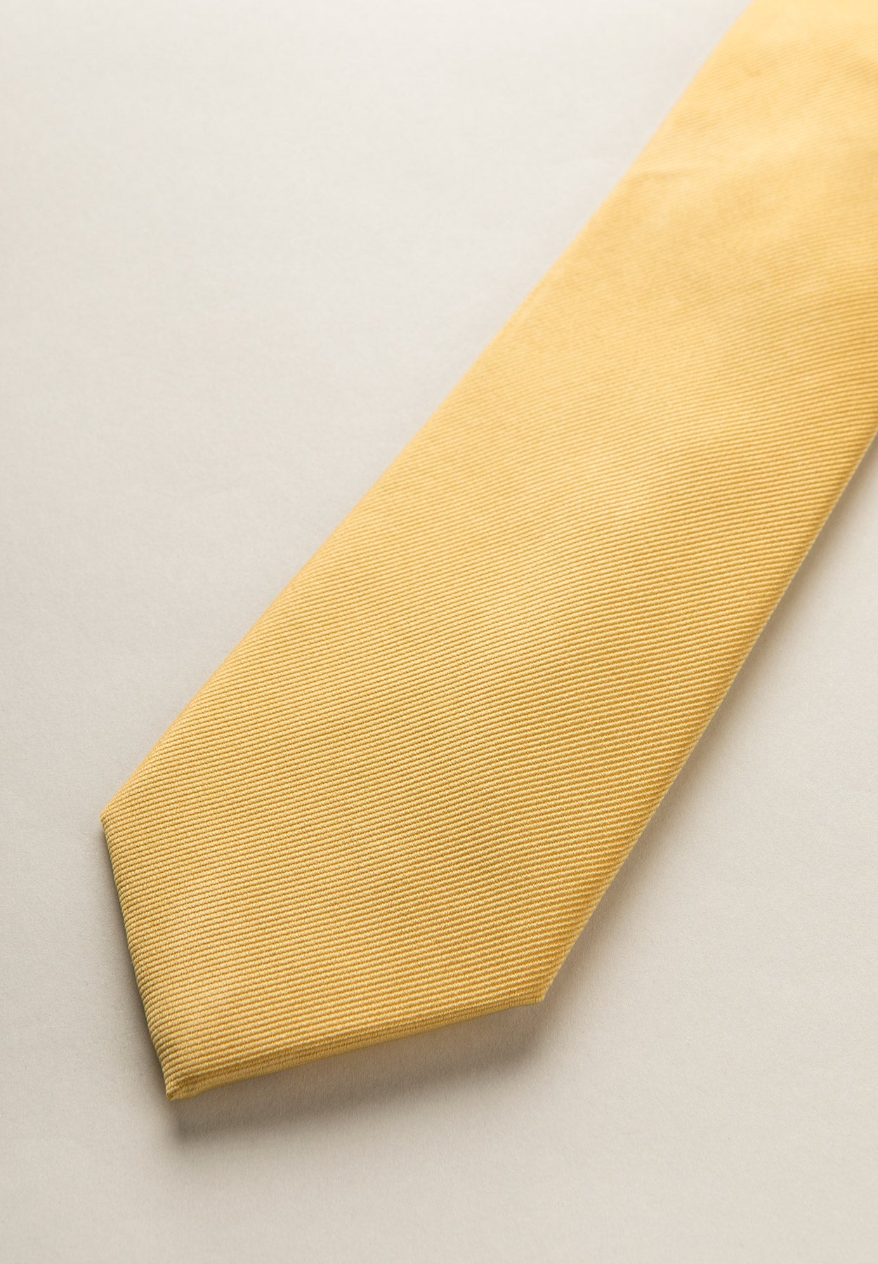 Cravatta giallo unito con armatura seta