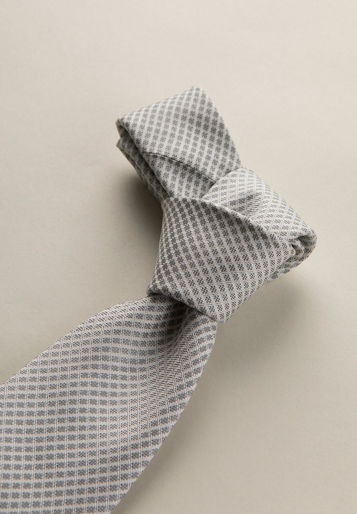 Pearl gray tie diagonal weave silk