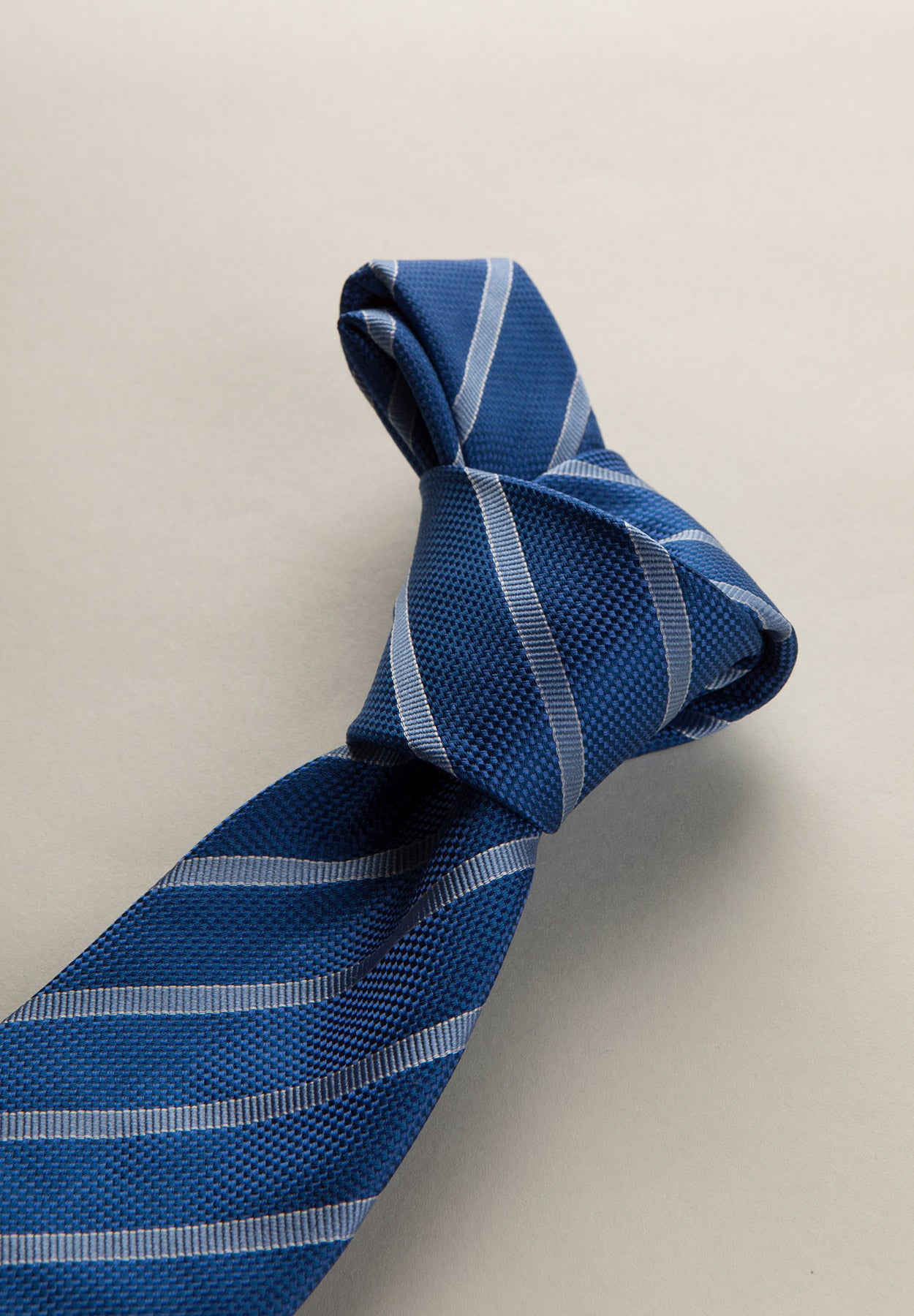 Cravatta bluette-azzurra regimental seta