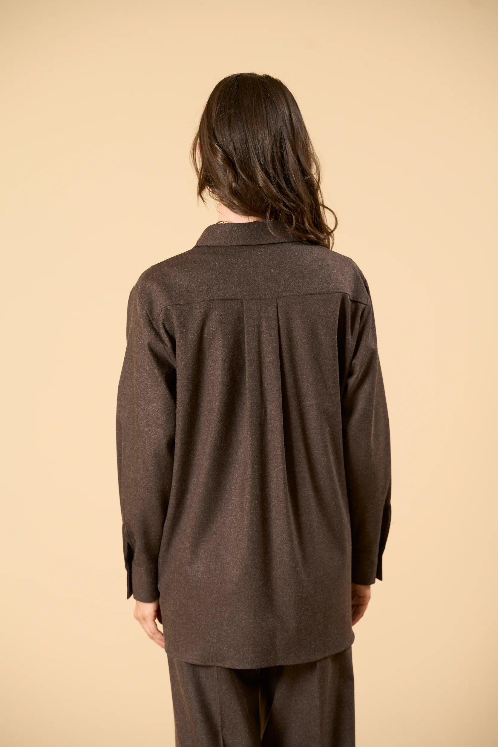 Camicia marrone scuro over Angelico 6