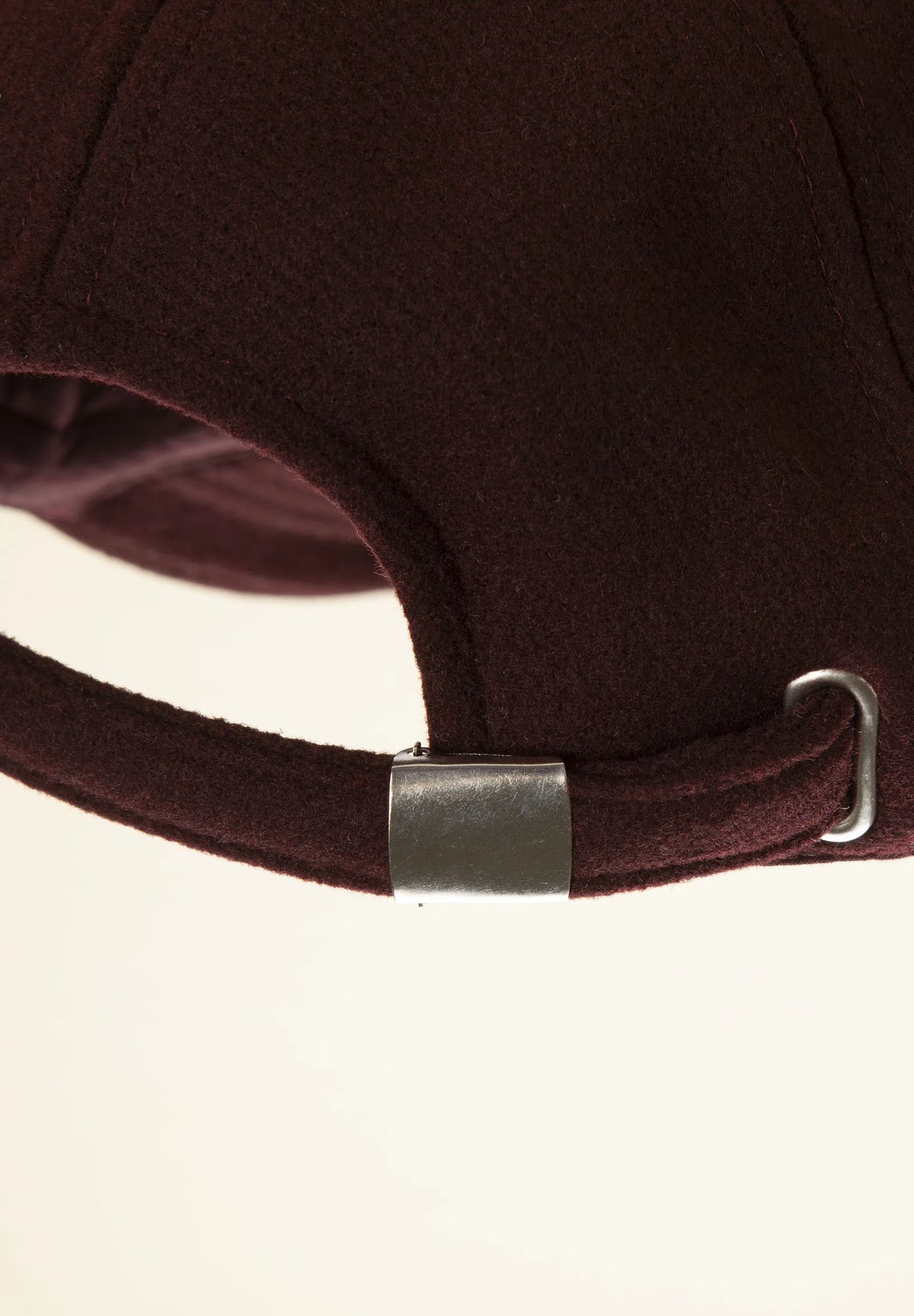 Cappello baseball bordeaux misto lana