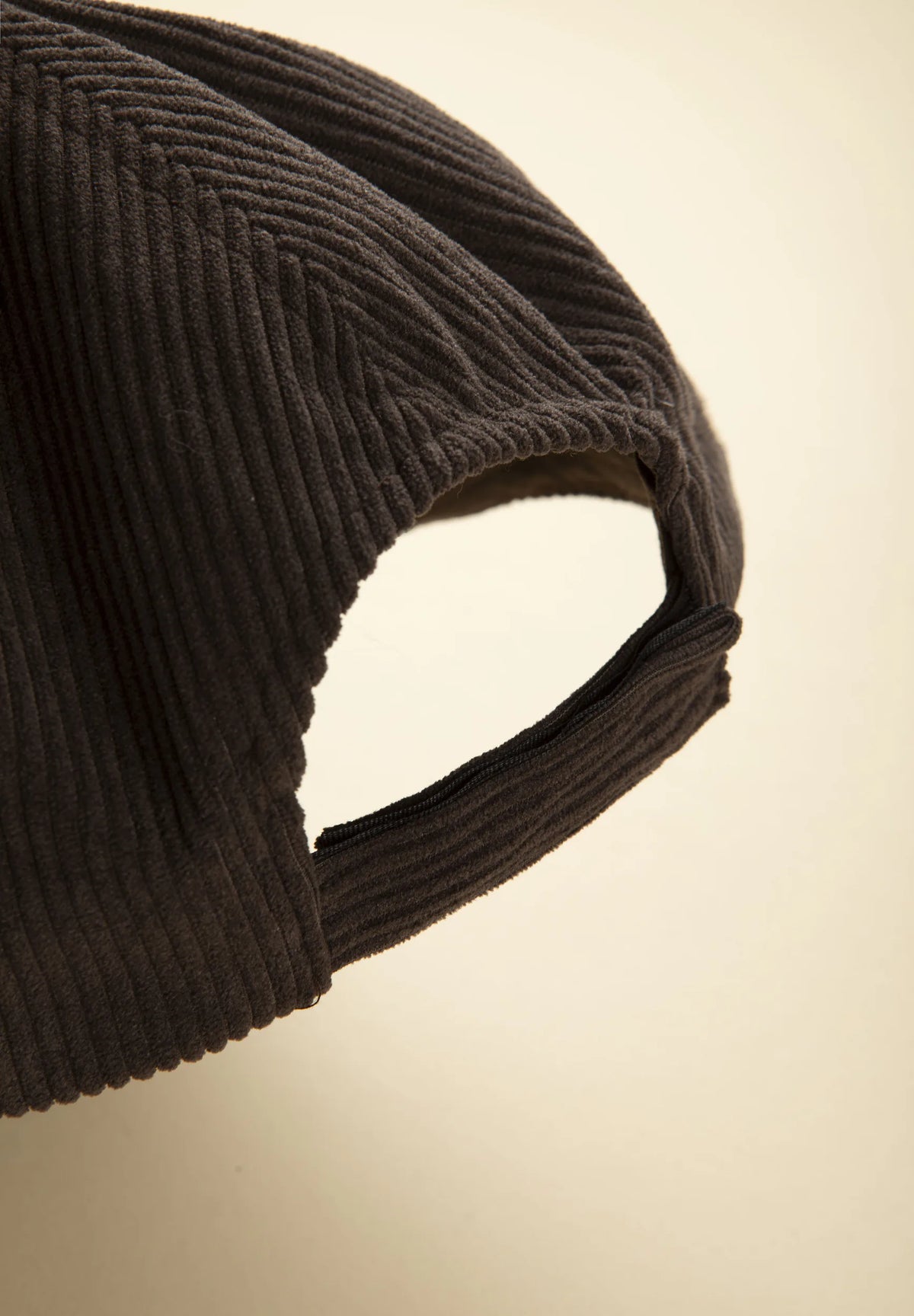 Cappello baseball moro beige velluto