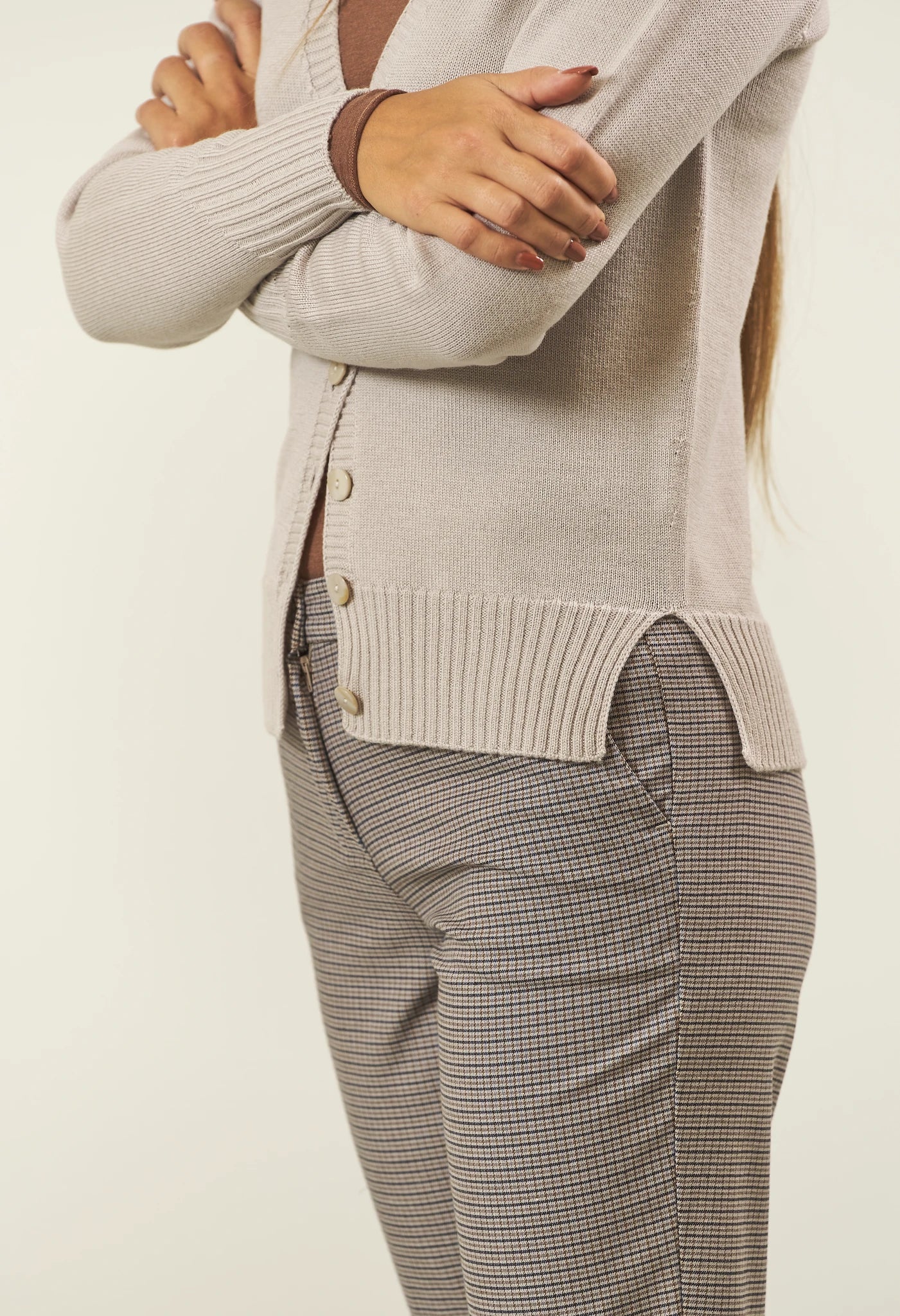 Stucco cardigan with wool buttons Angelico 3