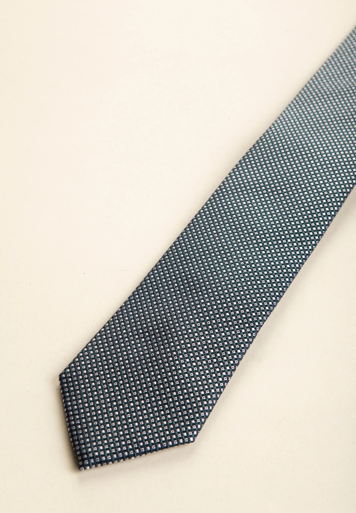 Cravatta blu scuro microdisegno verde grigio seta-Angelico