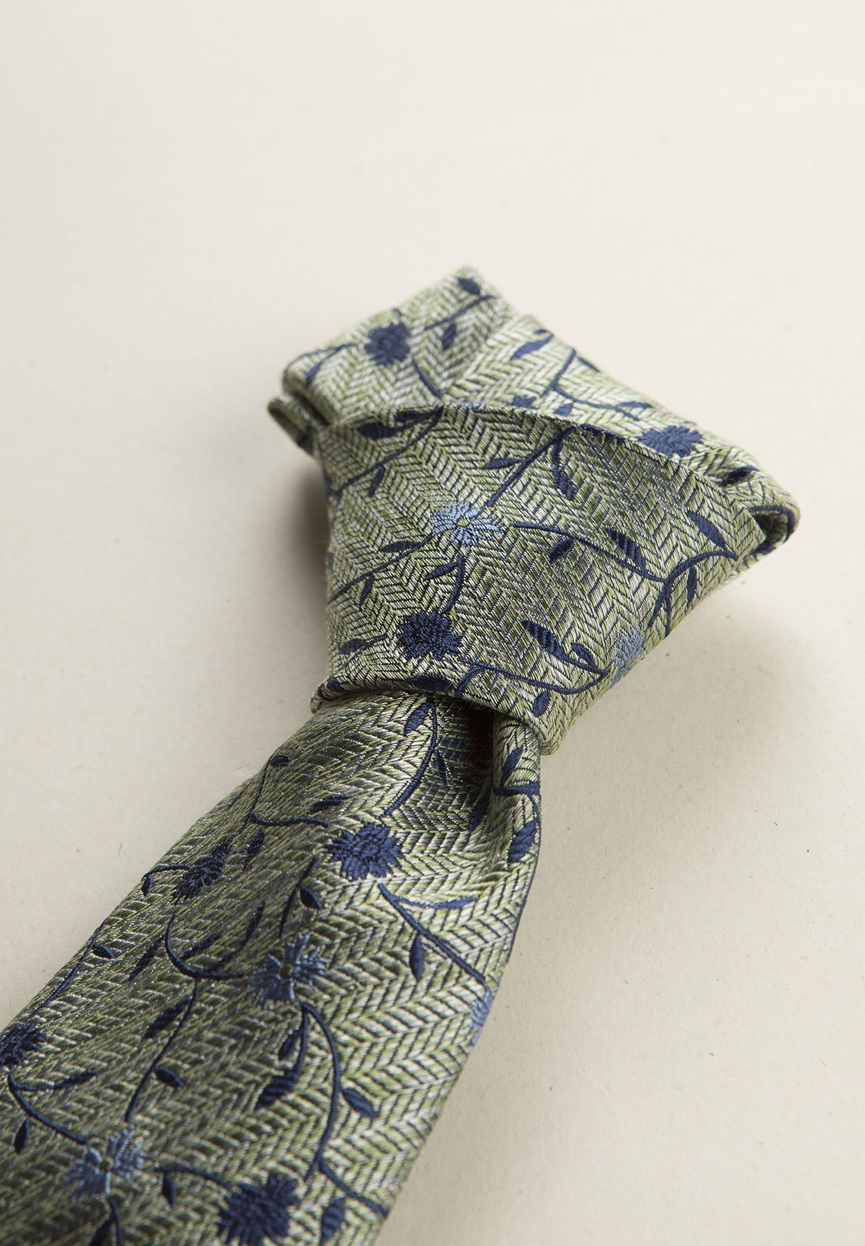 Green tie blue flowers silk cotton woven