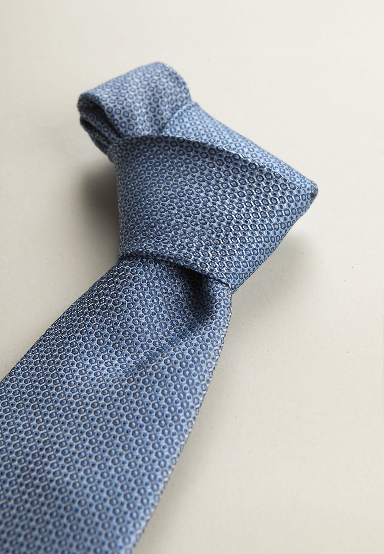 Micro-design silk aviation tie