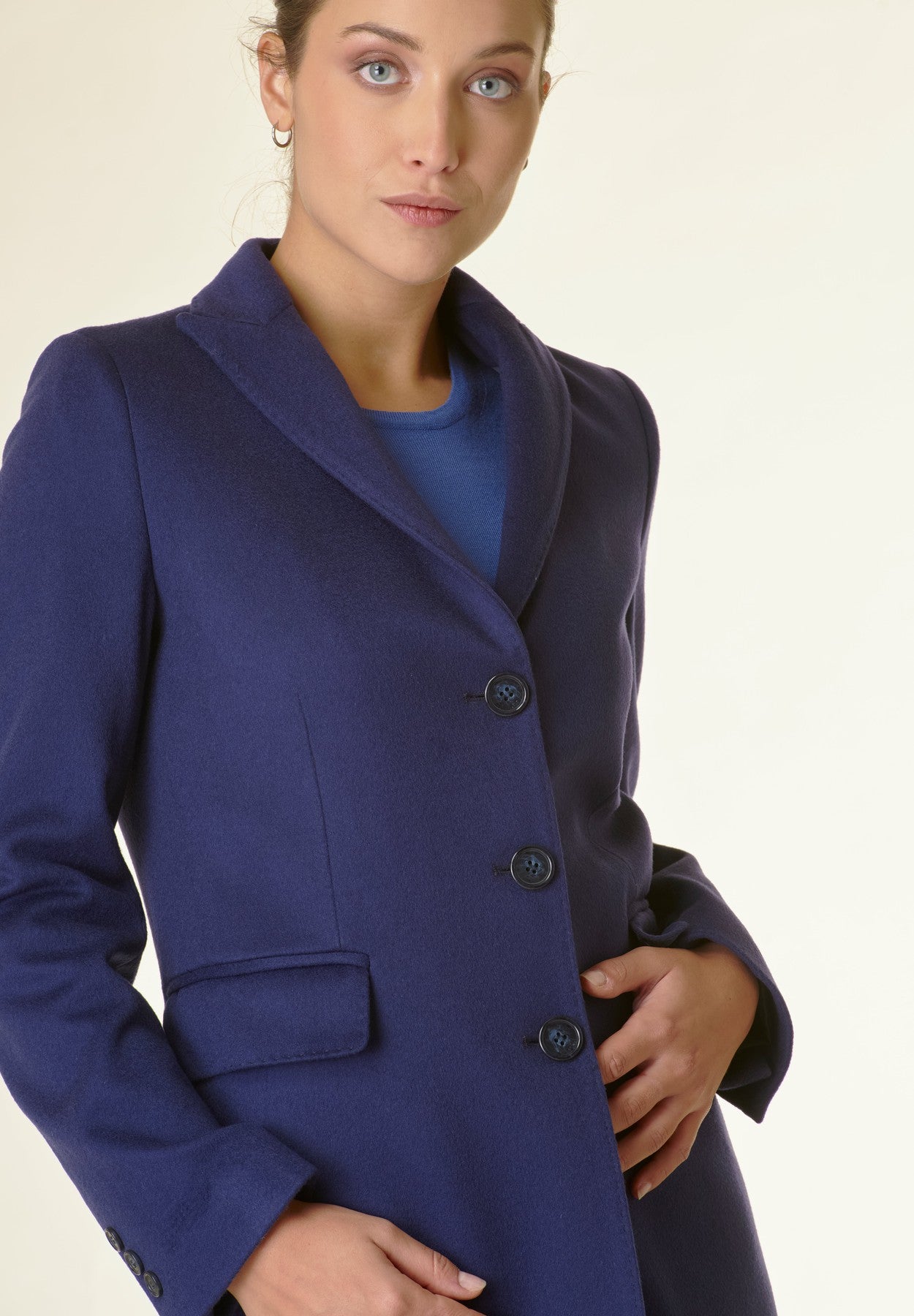 Cappotto blu corto lana cashmere