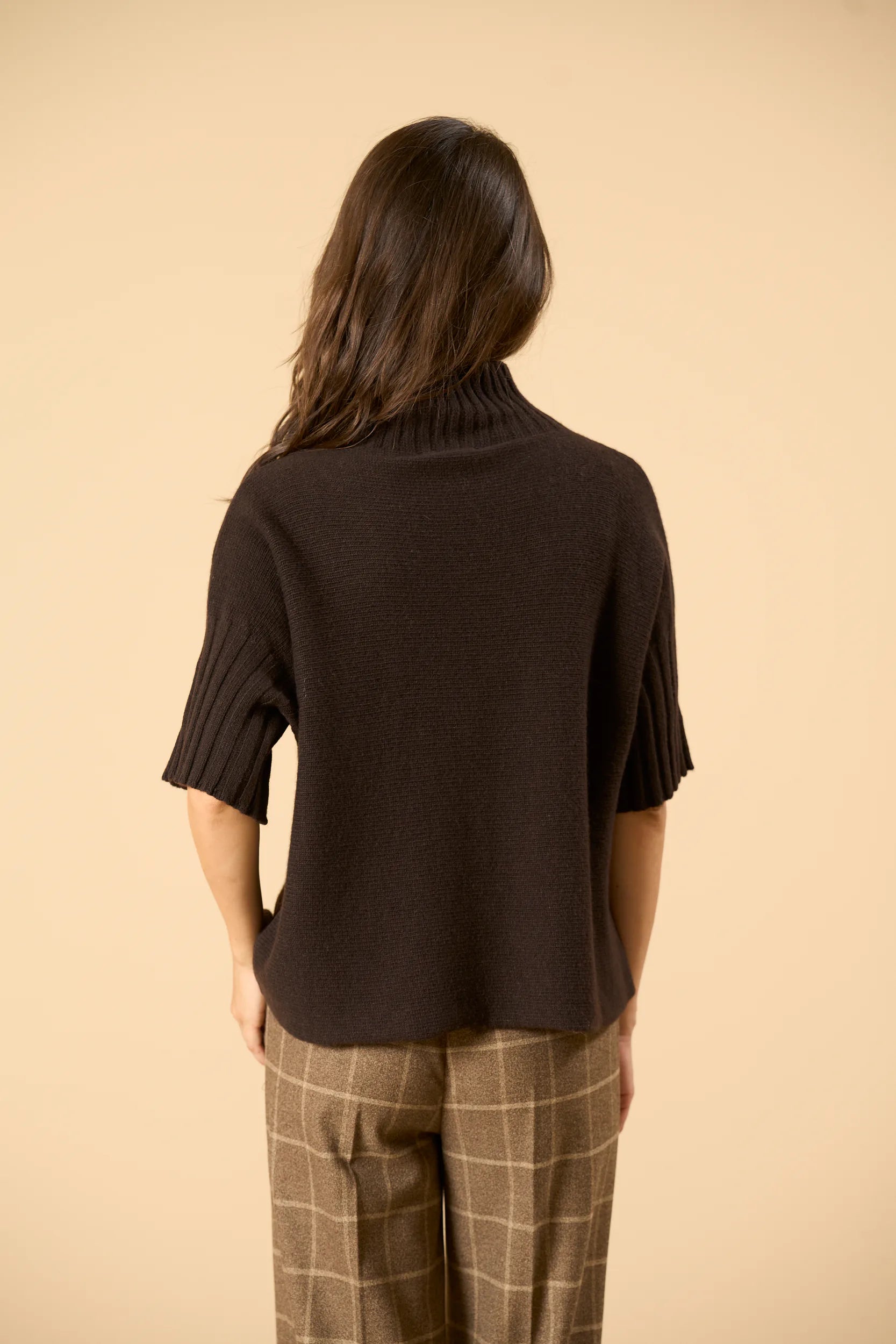 3/4 Sleeve Turtleneck - Brown Angelico 5