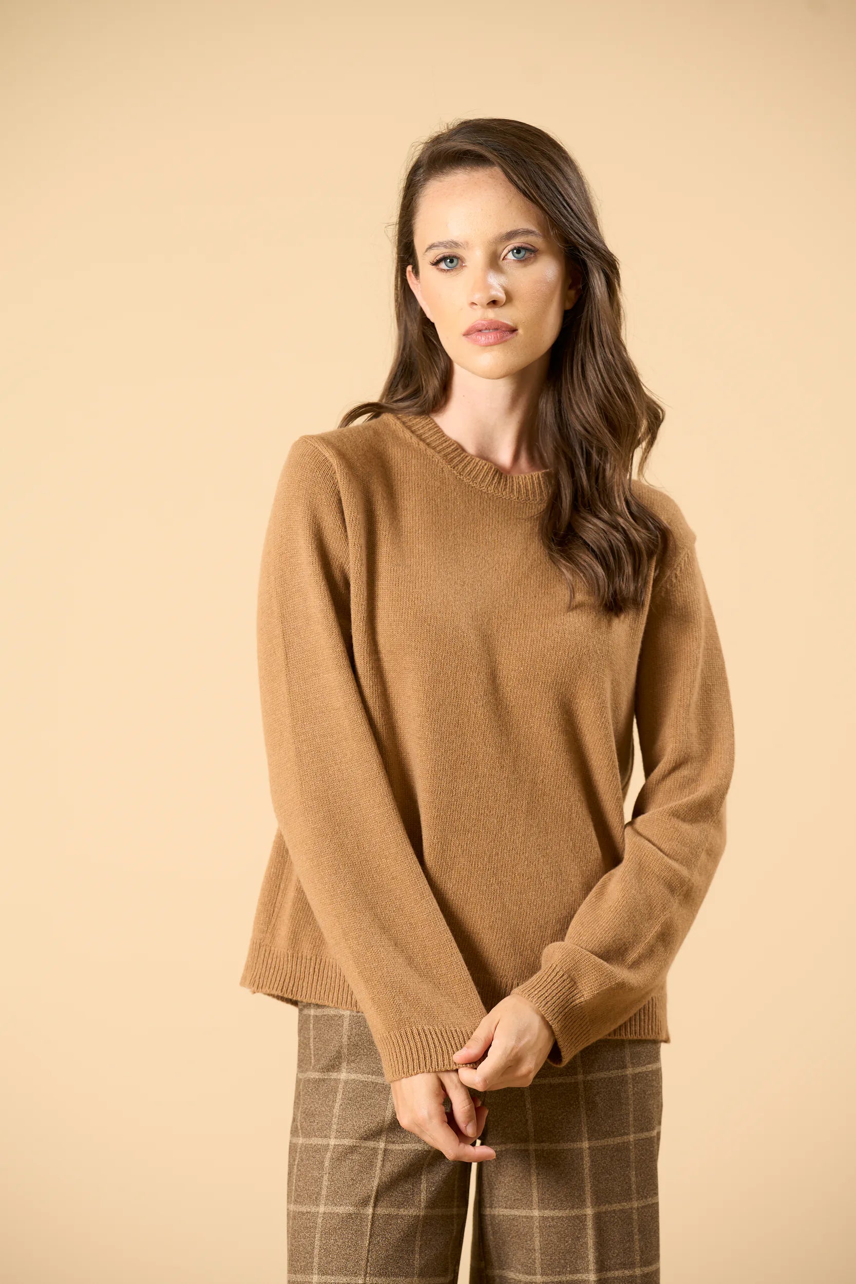 Crew Neck Slit Back - Camel Angelico 4