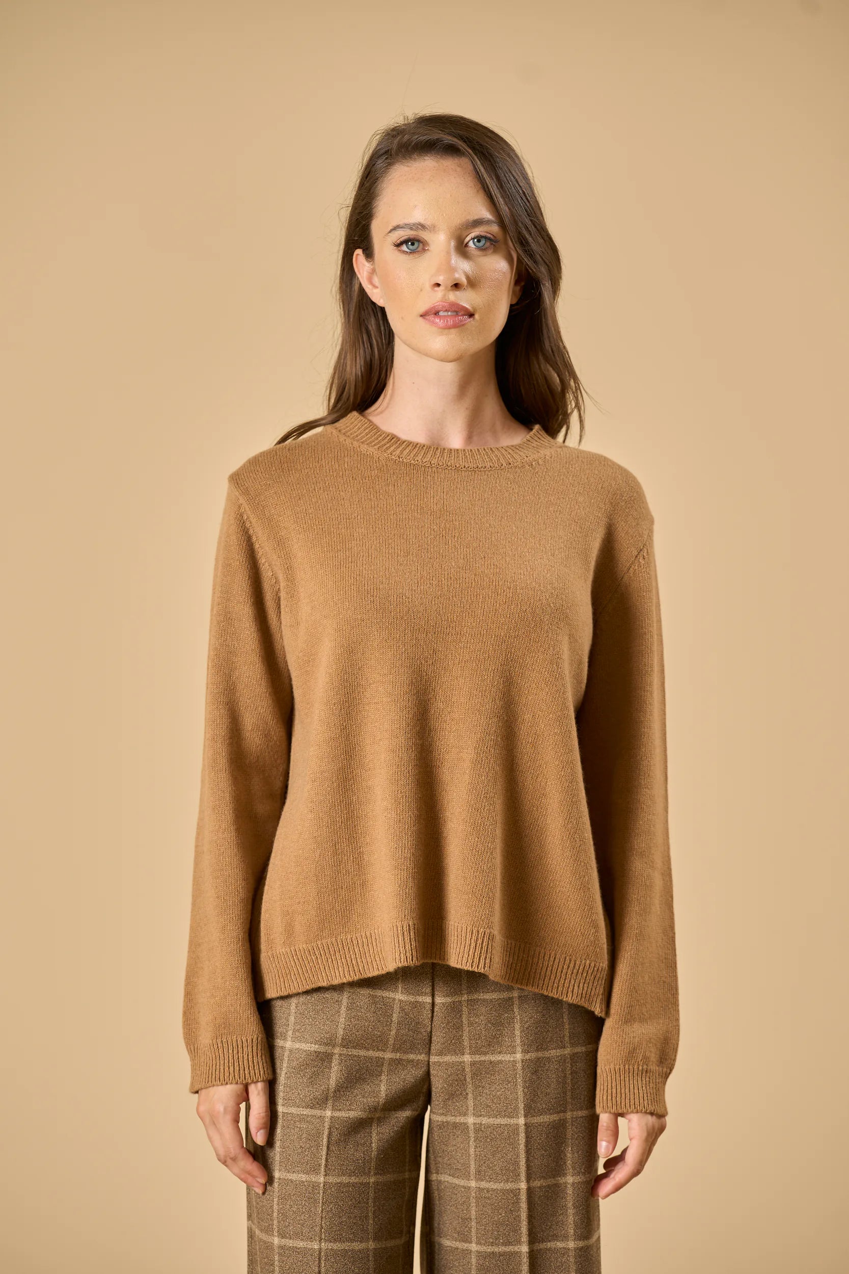 Crew Neck Slit Back - Camel Angelico 5