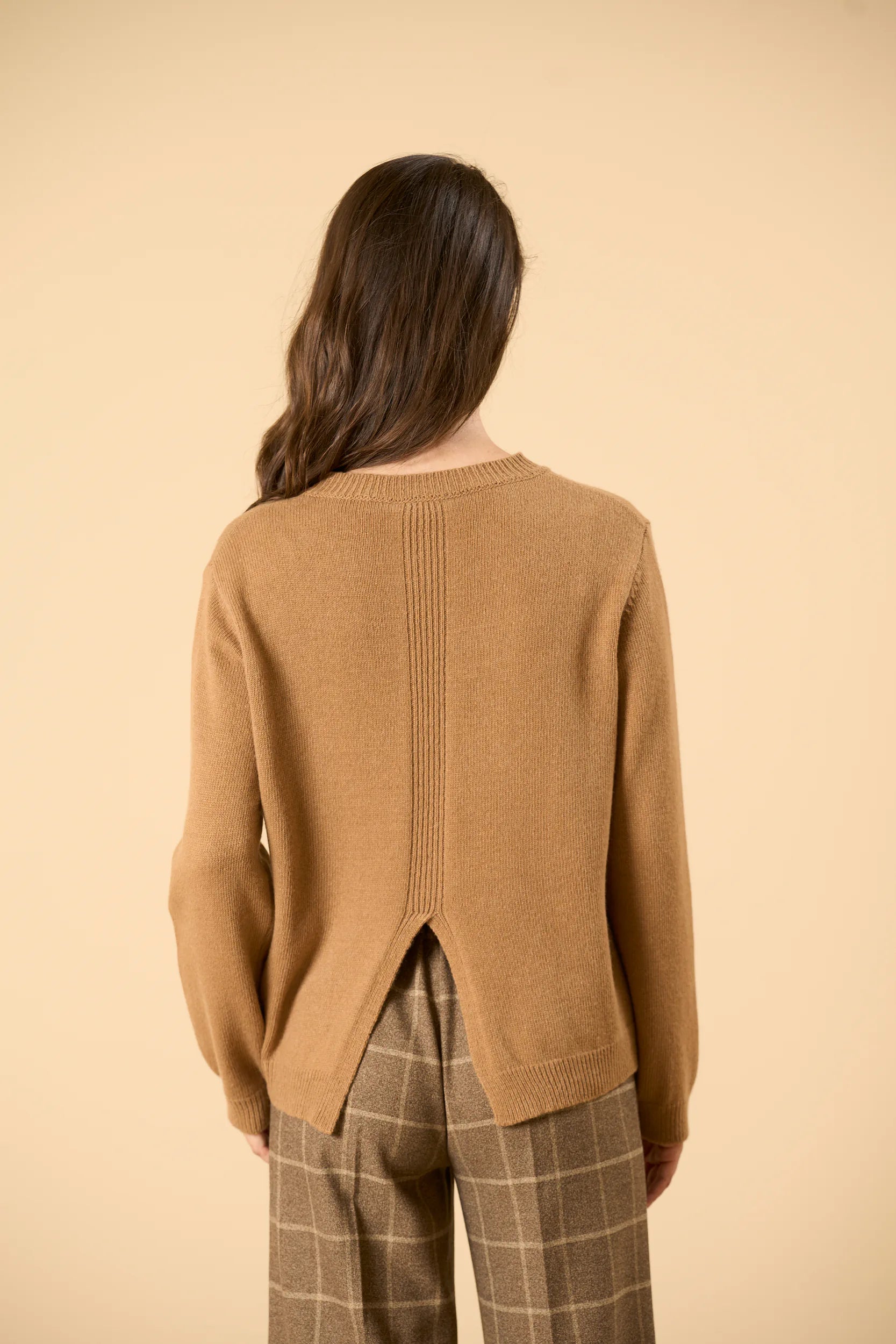 Crew Neck Slit Back - Camel Angelico 6