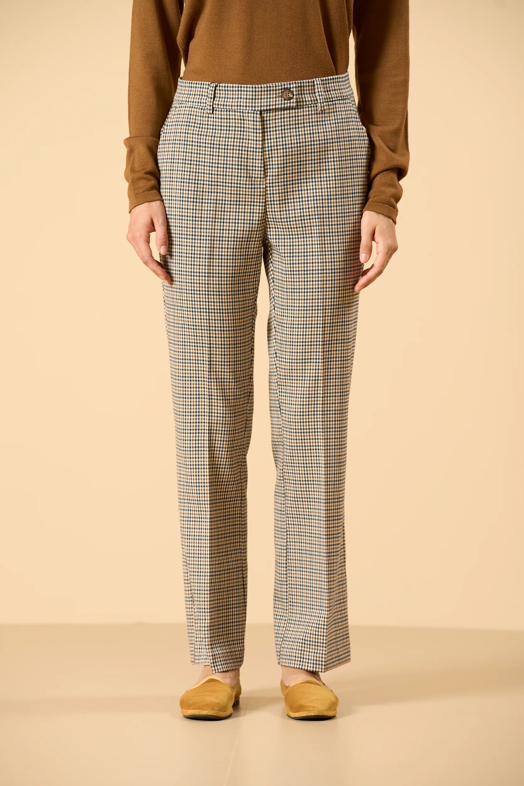 Pantalone panna blu trombetta fantasia vichy Angelico 3