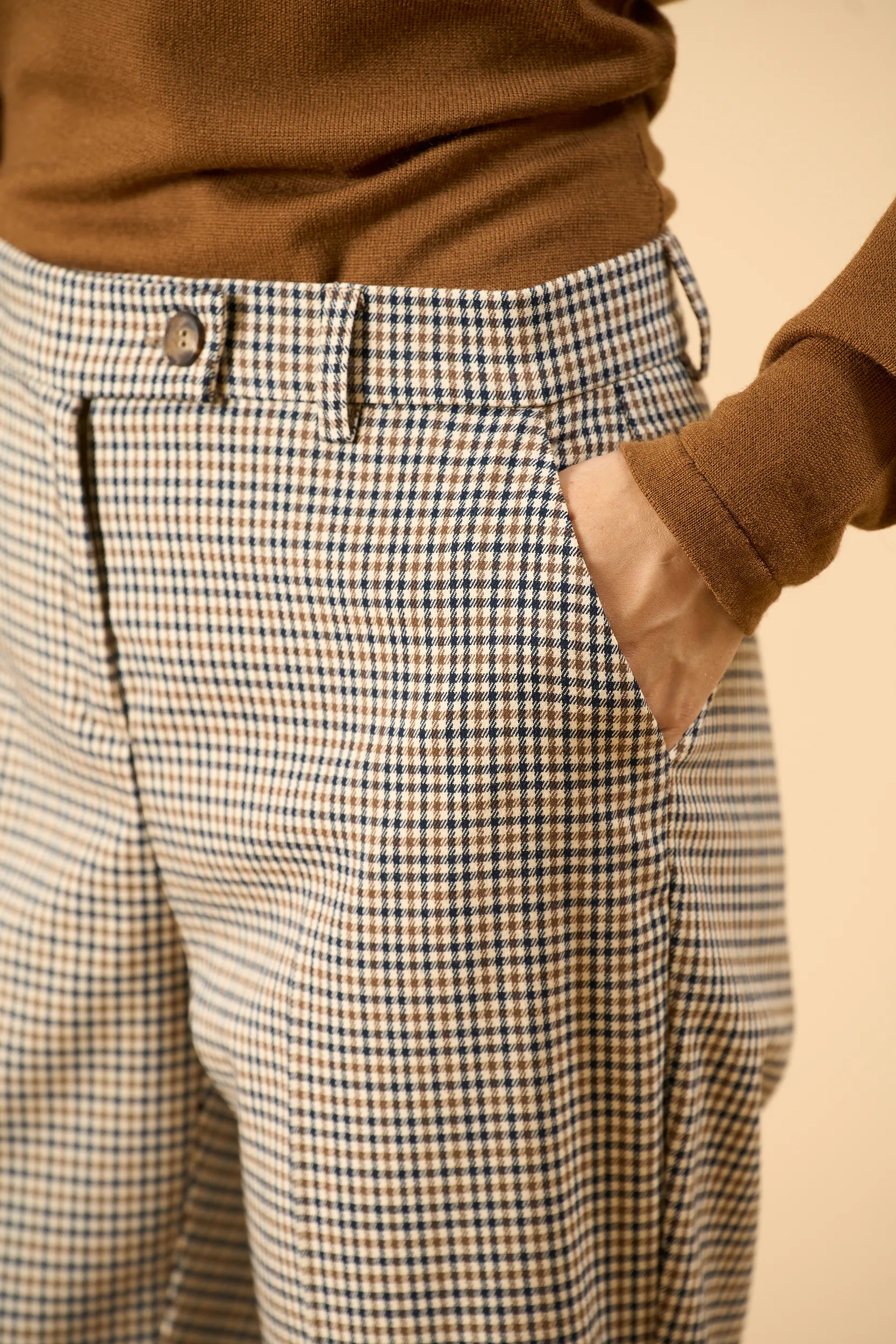 Pantalone panna blu trombetta fantasia vichy Angelico 2