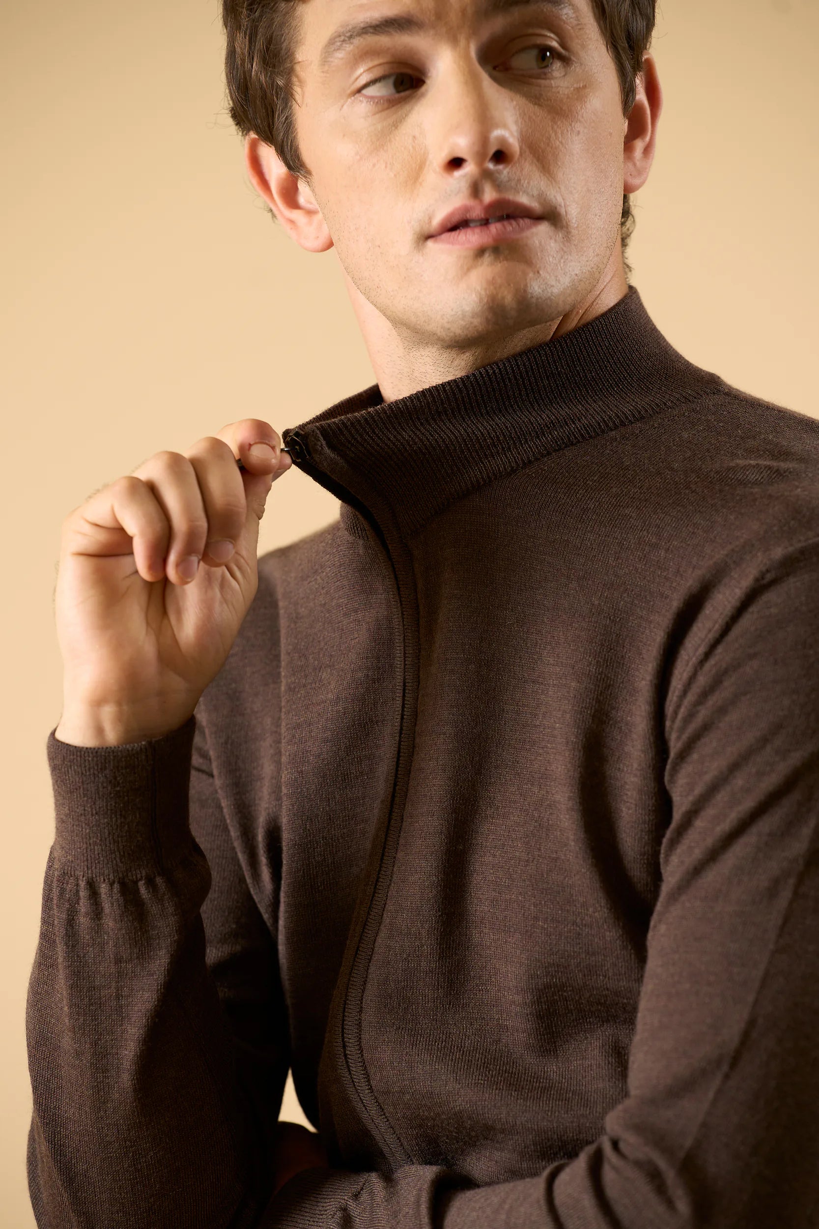 Maglia full zip marrone lana merinos extrafine Angelico 1