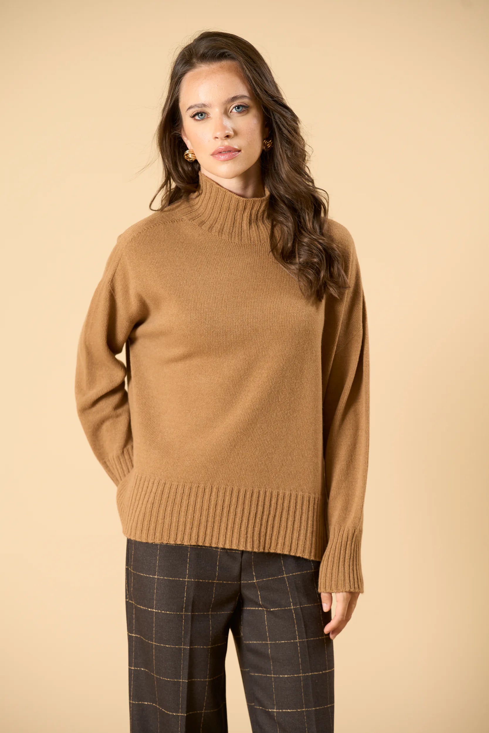 United Over Turtleneck - Camel Angelico 5