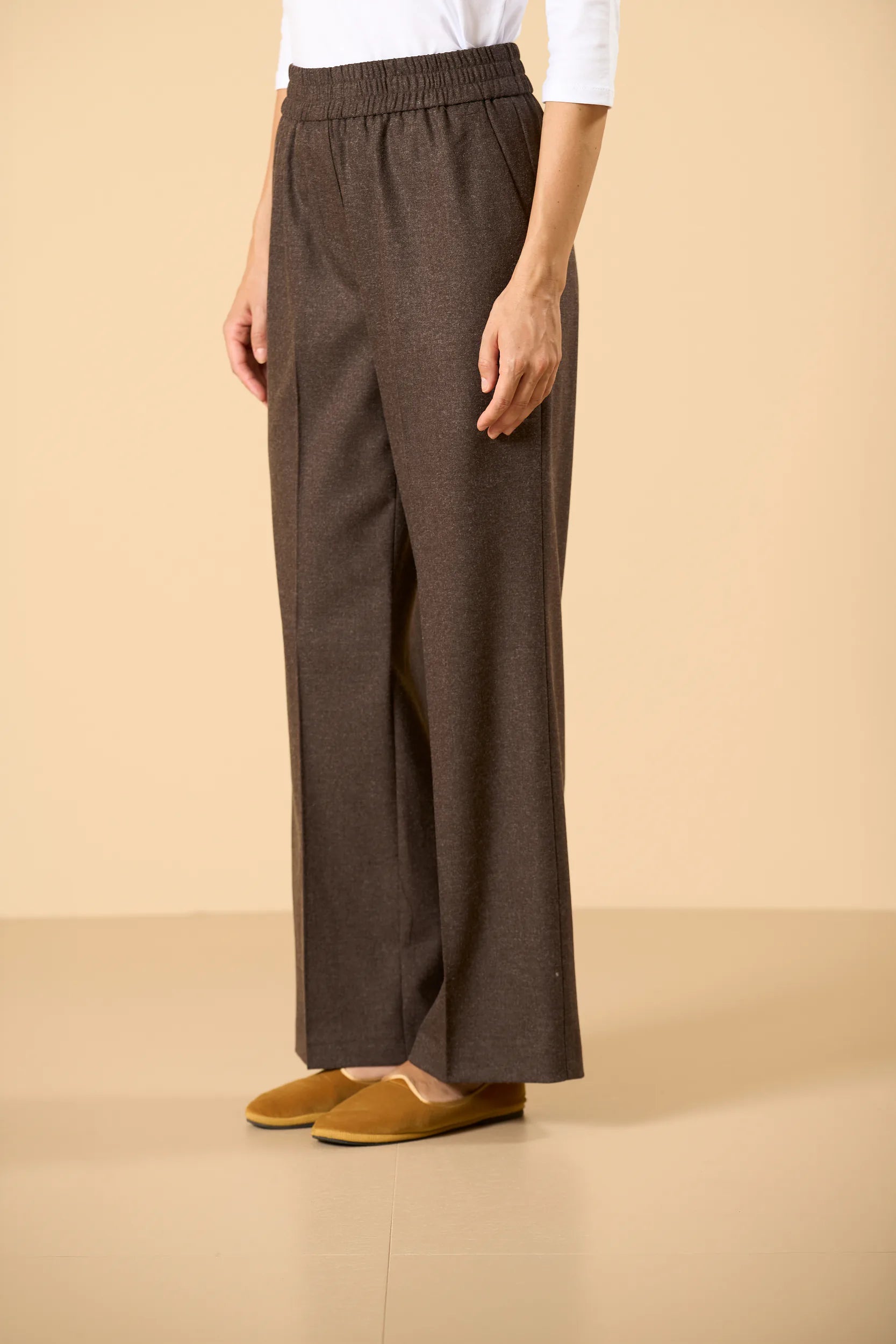 Pantalone marrone palazzo elastico in vita Angelico 1