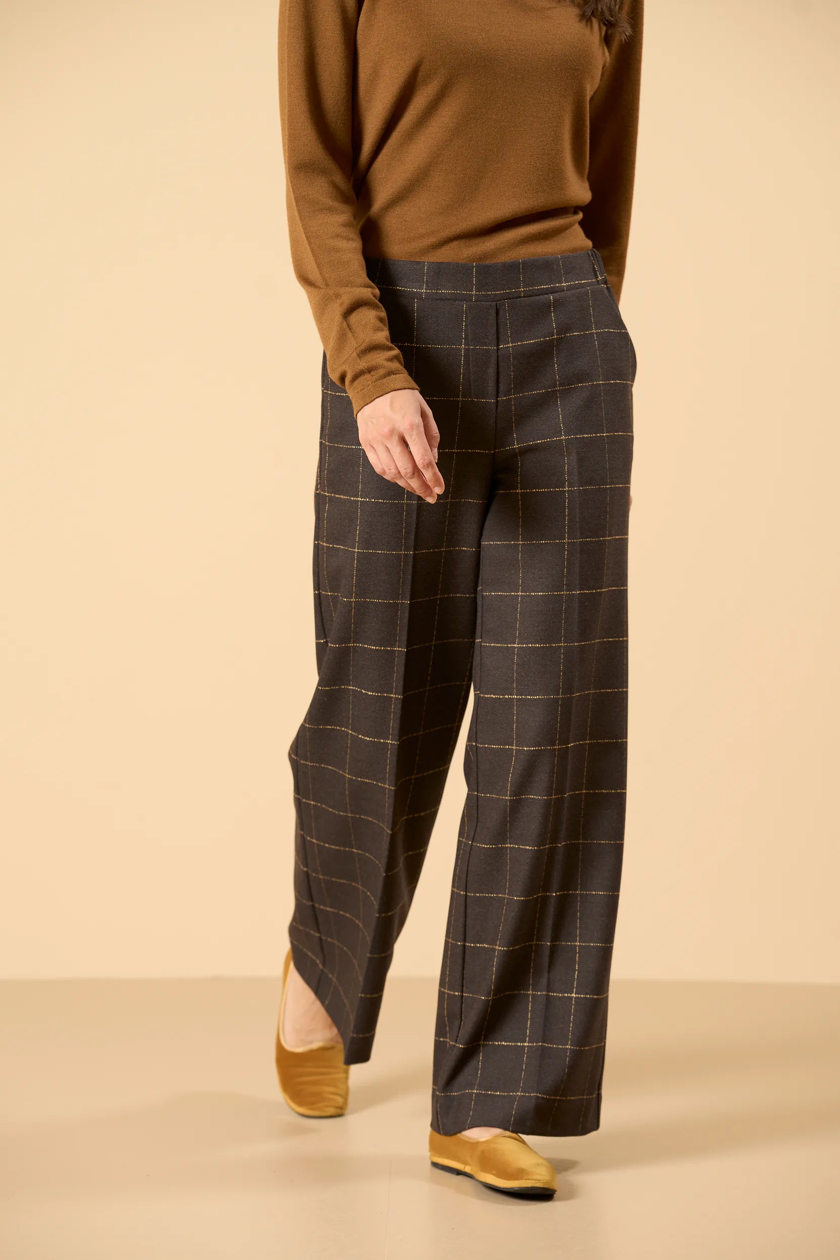Pantalone moro palazzo fantasia check beige Angelico 3