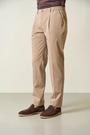 Pantalone beige pinces mezzo elastico