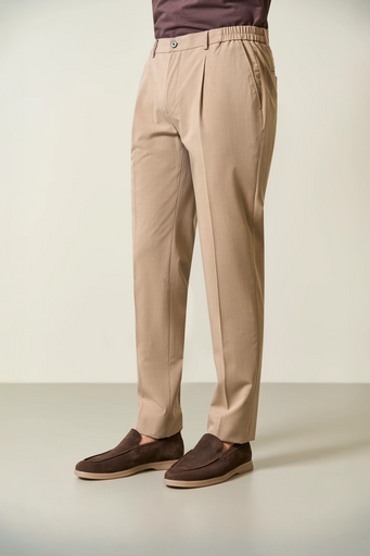 Beige trousers with half-elastic pleats