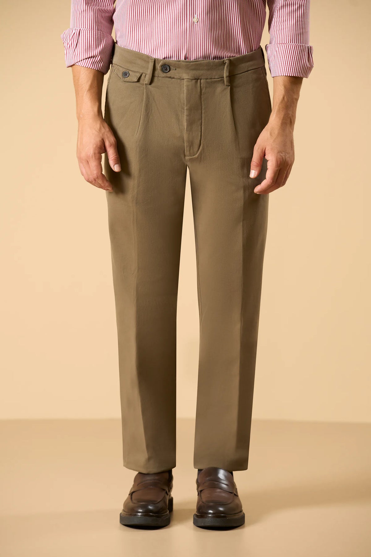 Pantalone verde twill cotone stretch con pinces Angelico 4