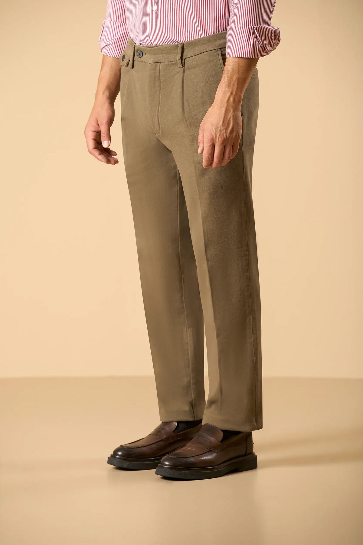 Pantalone verde twill cotone stretch con pinces Angelico 1