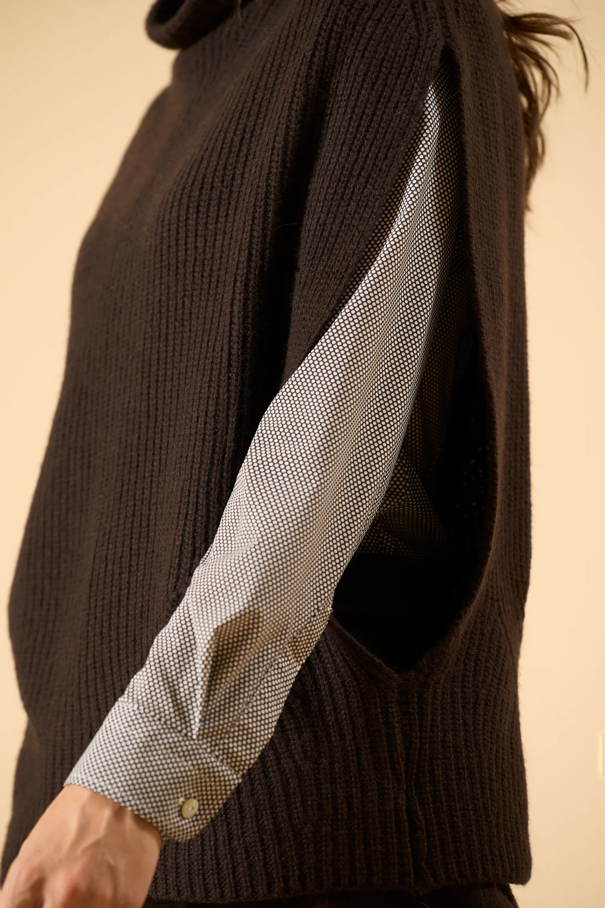 Gilet marrone misto cashmere Angelico 7