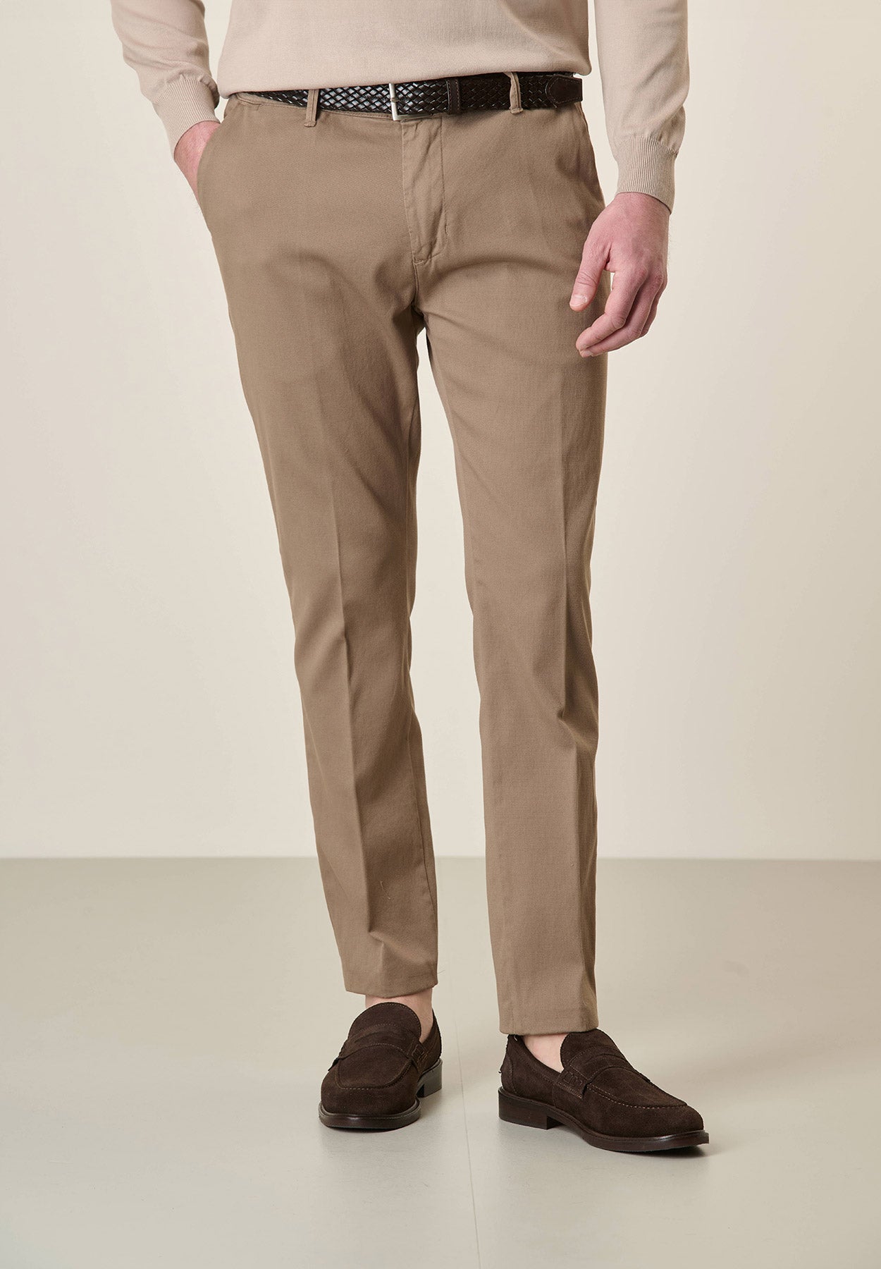 Khaki trousers in stretch cotton armor slim fit