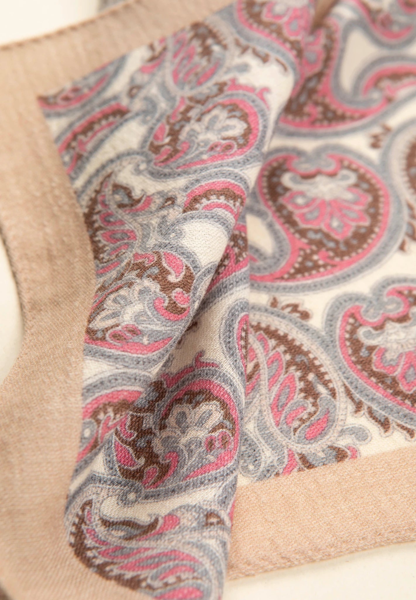 Pochette beige lana greche paisley rosa marrone-Angelico