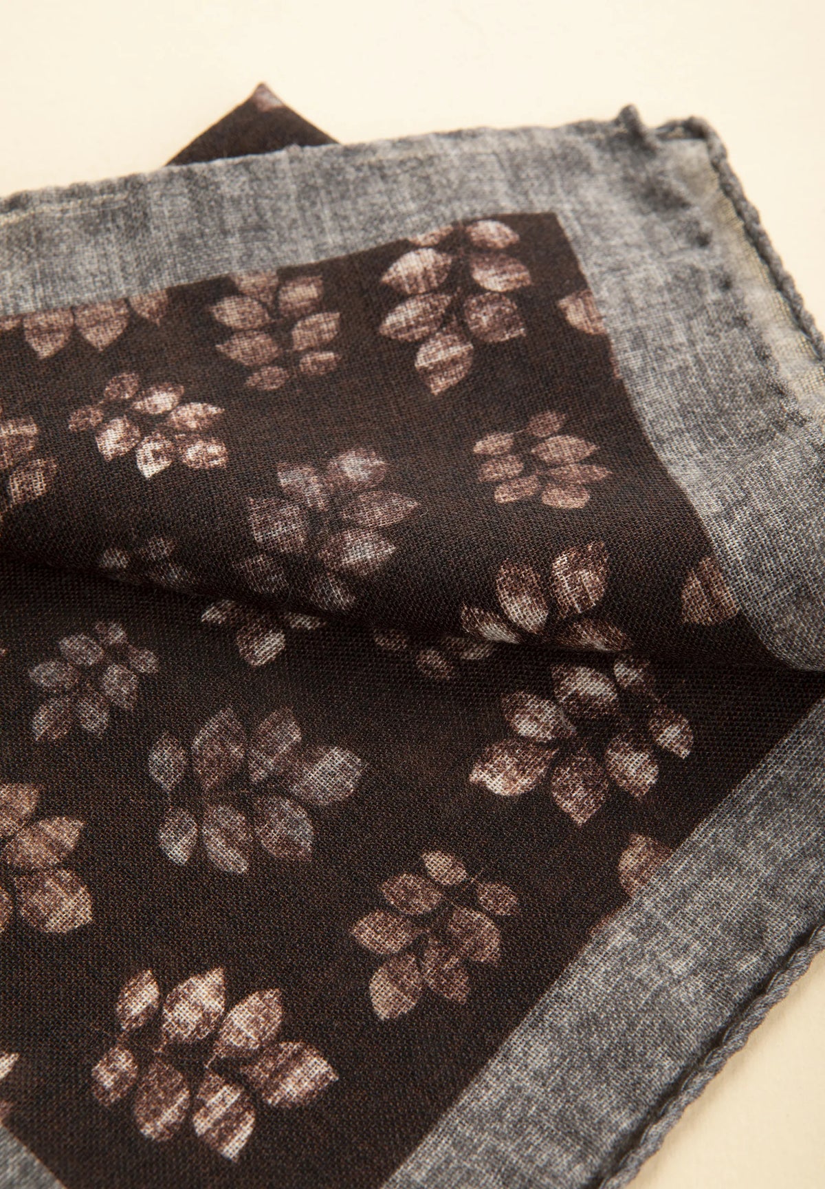 Felt Wool Clutch with Leaves - Brown Angelico 3