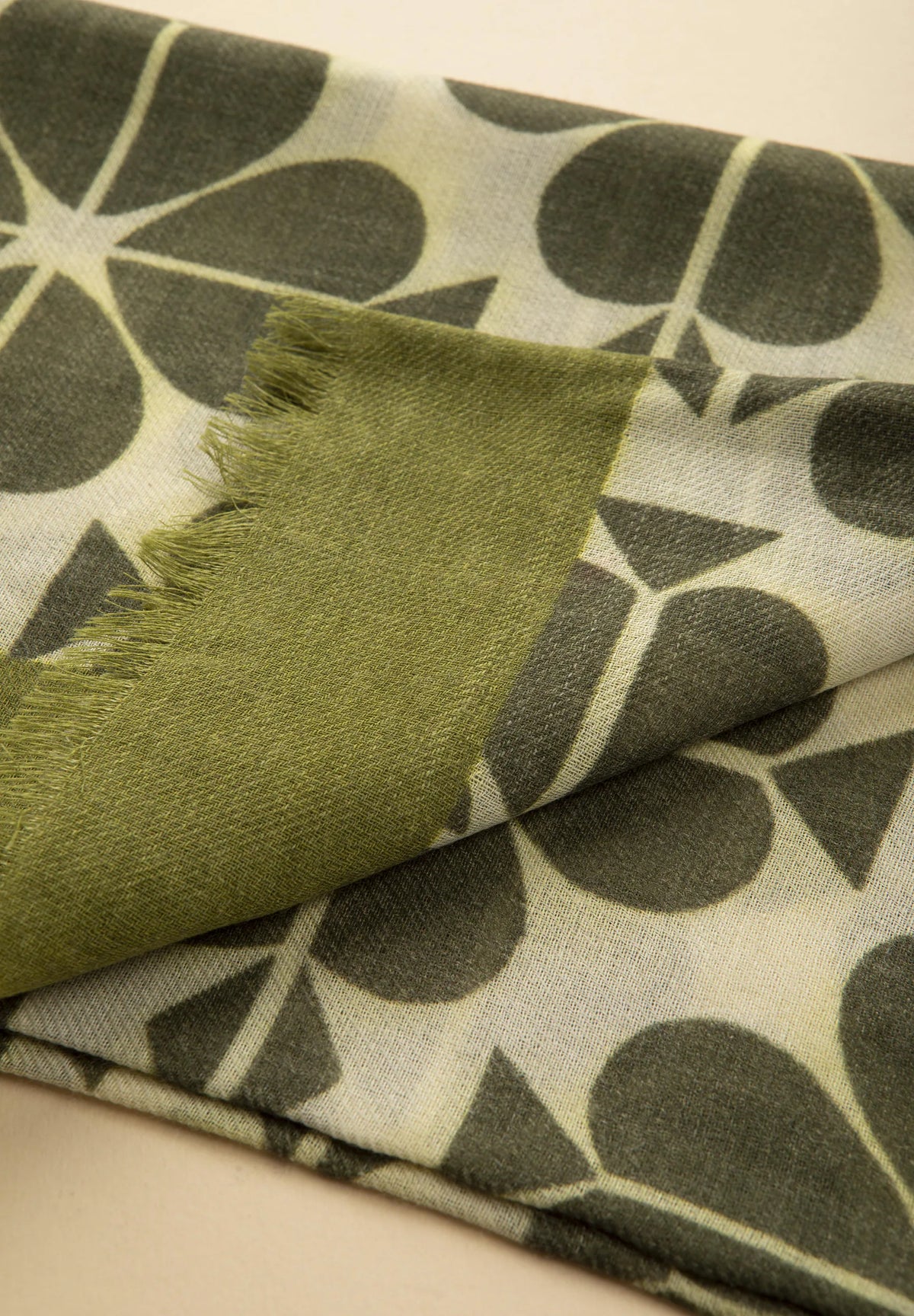 Schal Wolle Fantasie - Grün/Creme Angelico 2