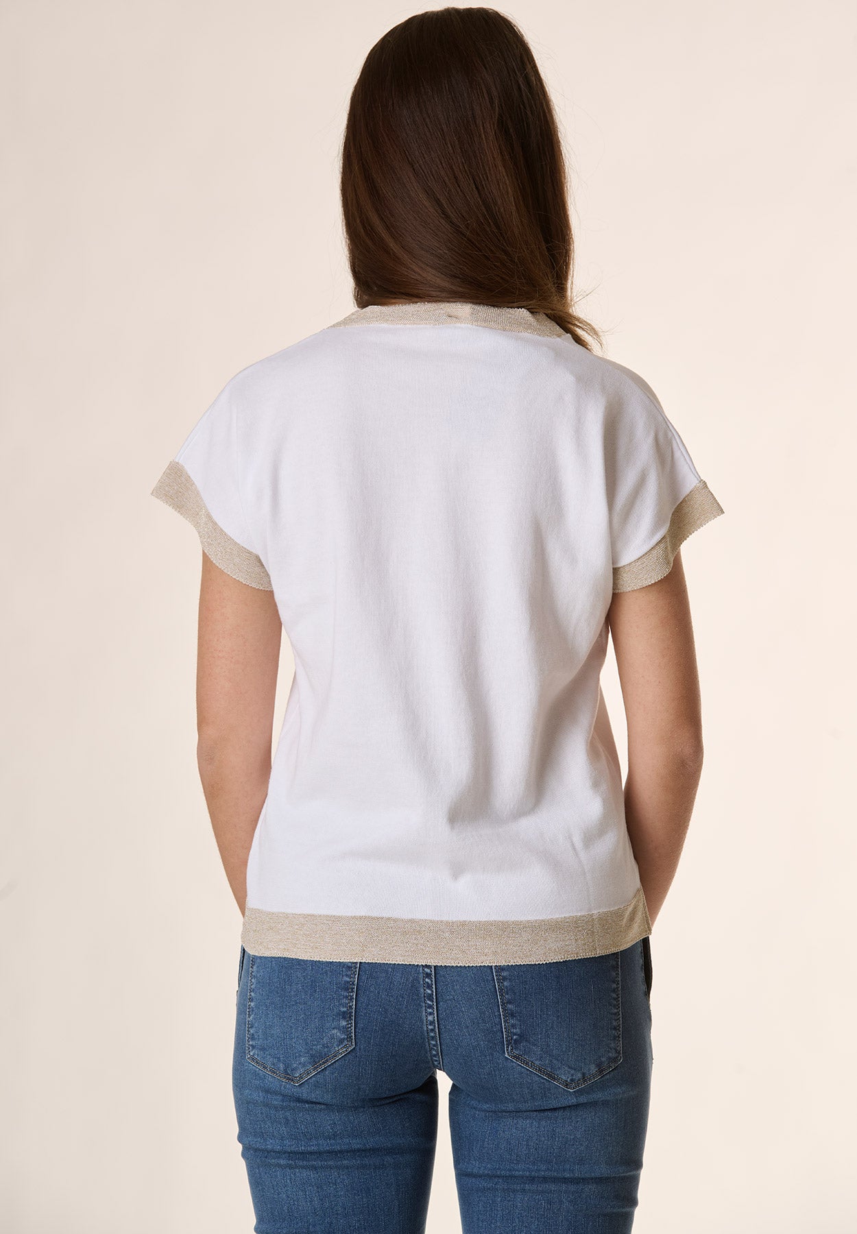 T-shirt bianca tricot dettagli brillantini