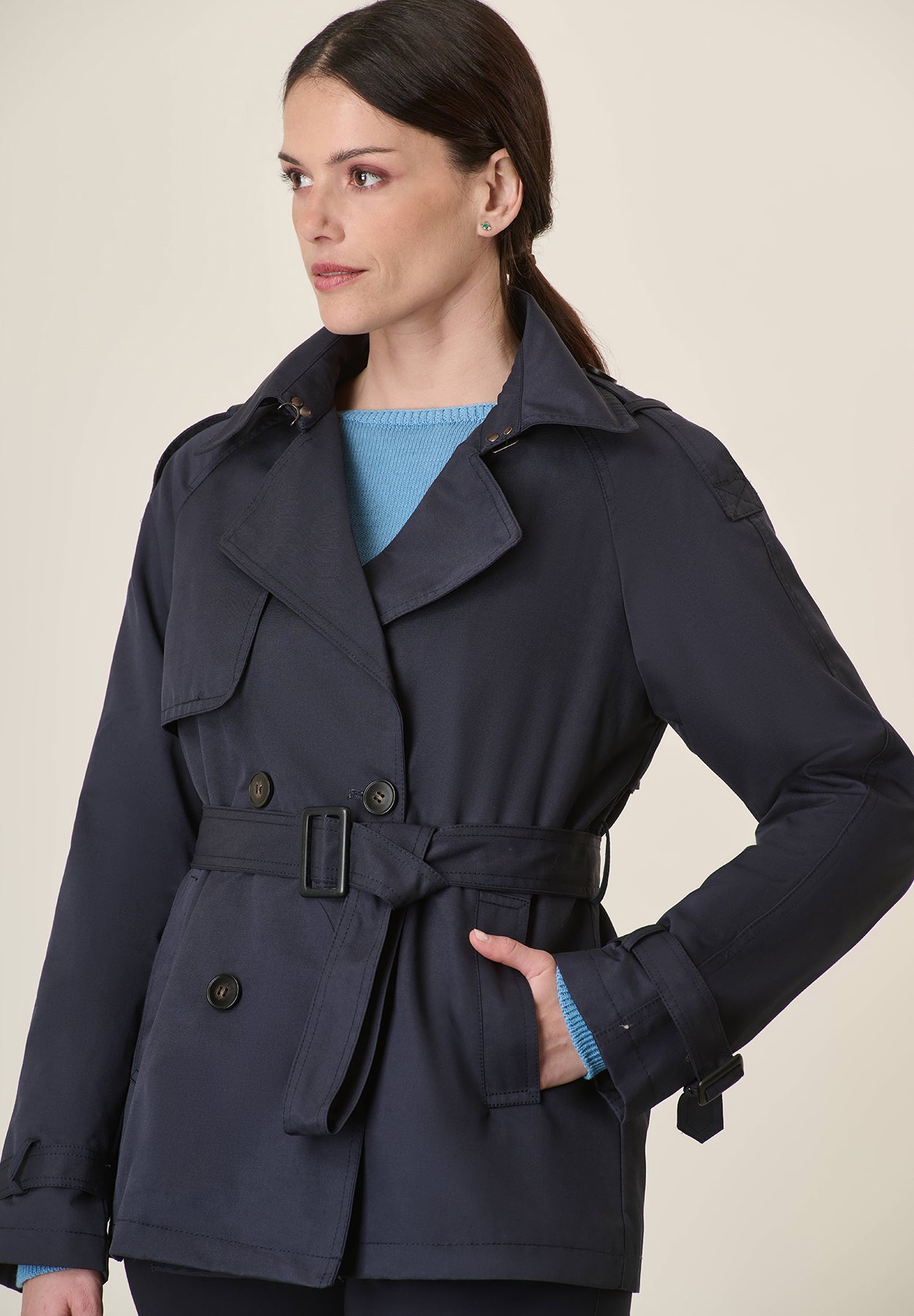 Trench blu corto impermeabile