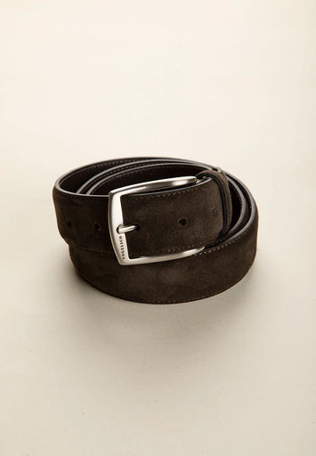 Dunkelbrauner Wildledergürtel