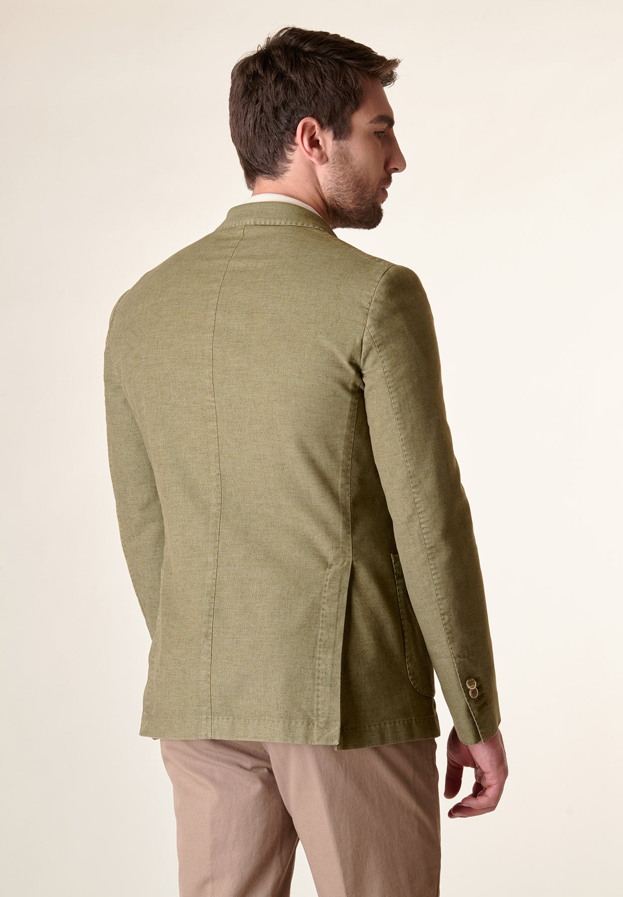 Maßgeschneiderte, stückgefärbte Jacke aus militärgrünem Baumwoll-Leinen
