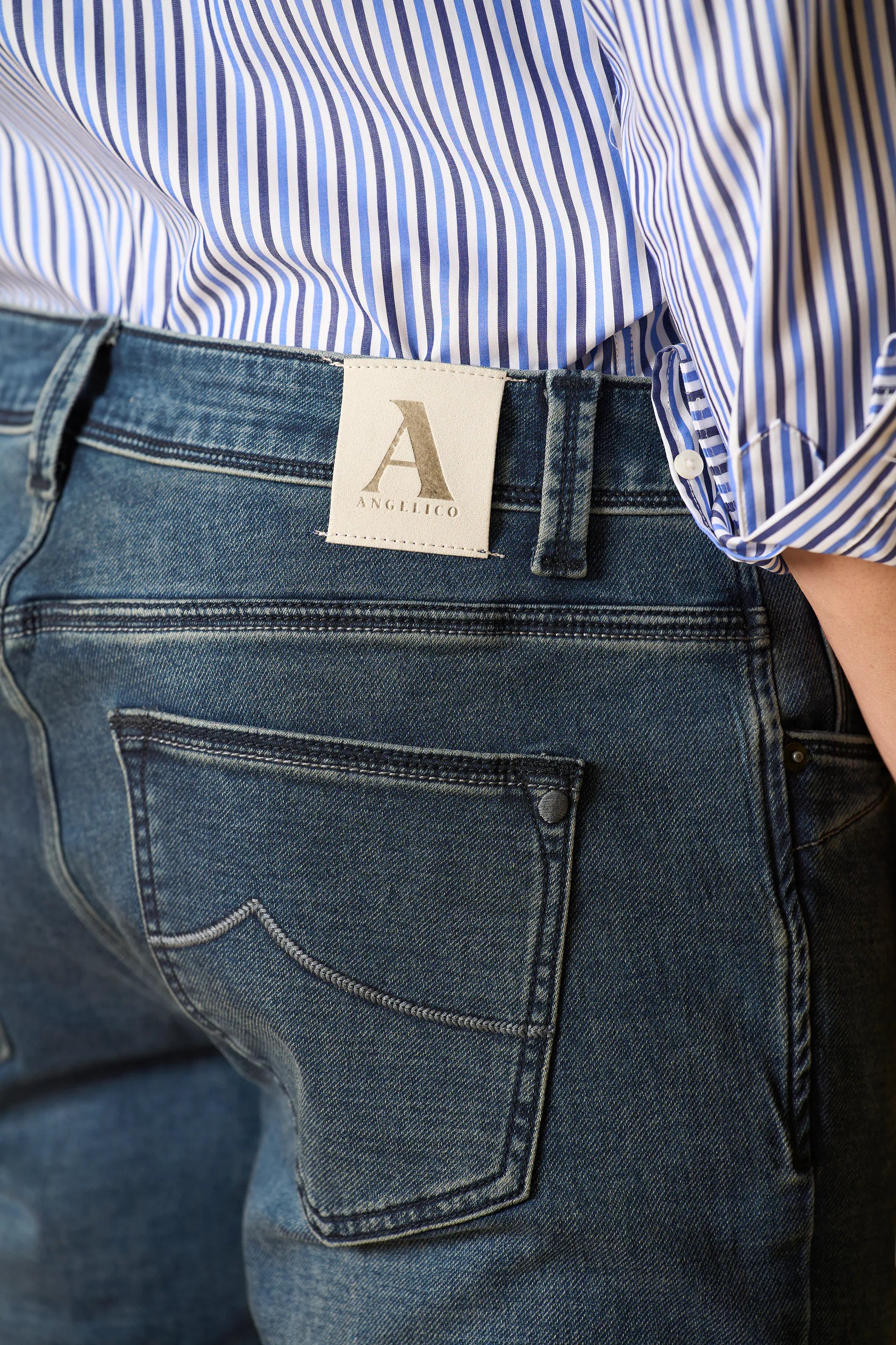 Jeans lavaggio medio cotone stretch custom fit Angelico 3