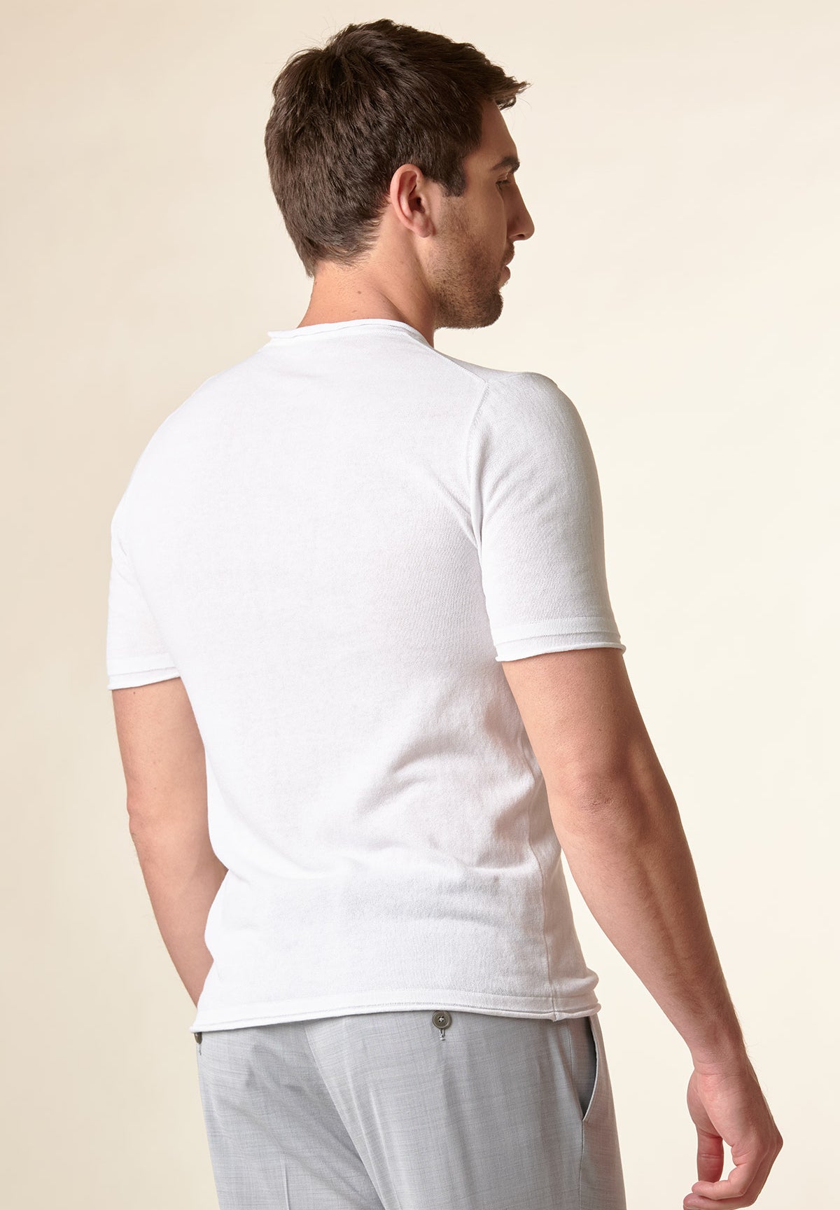 White cotton crepe t-shirt with breast pocket