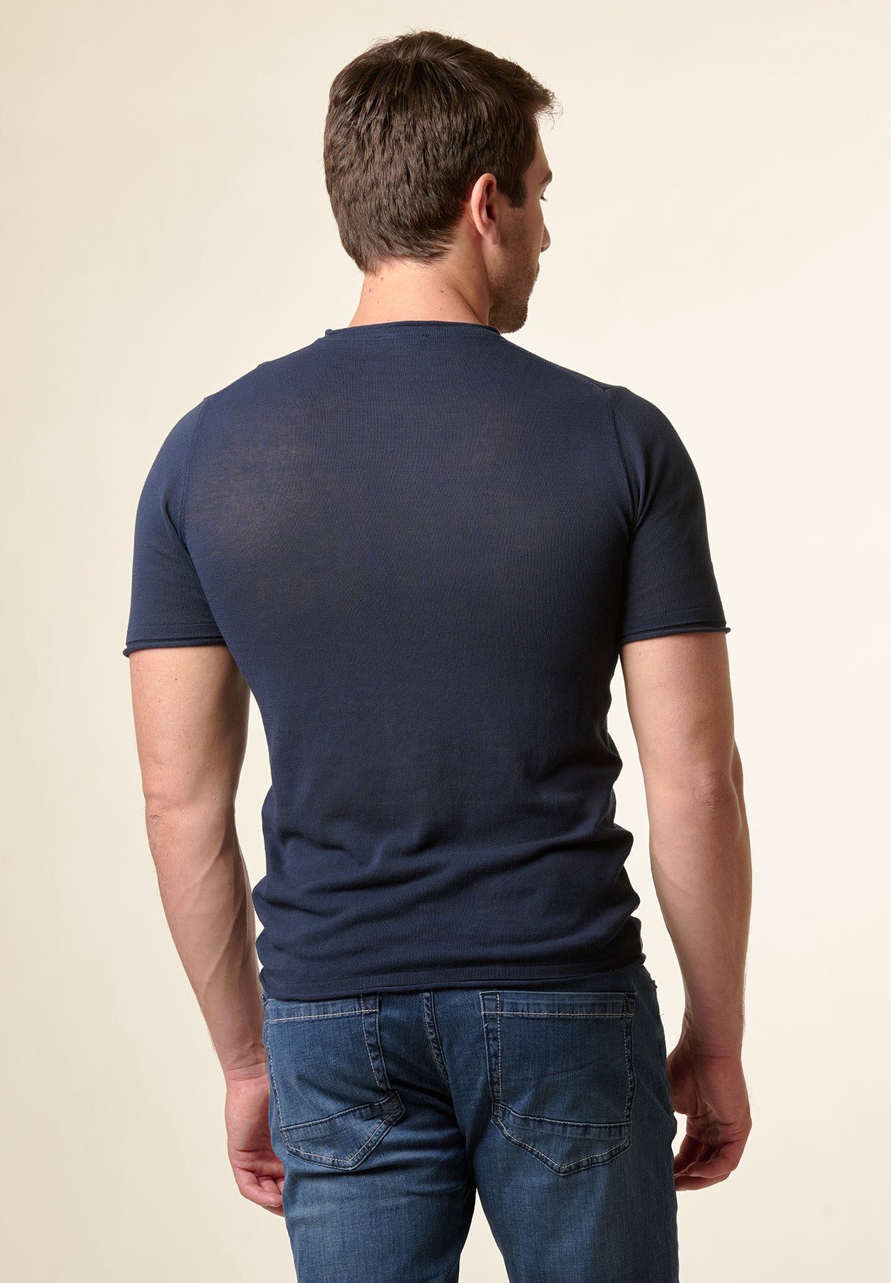 Blaues T-Shirt aus Krepp-Baumwolle mit Tasche